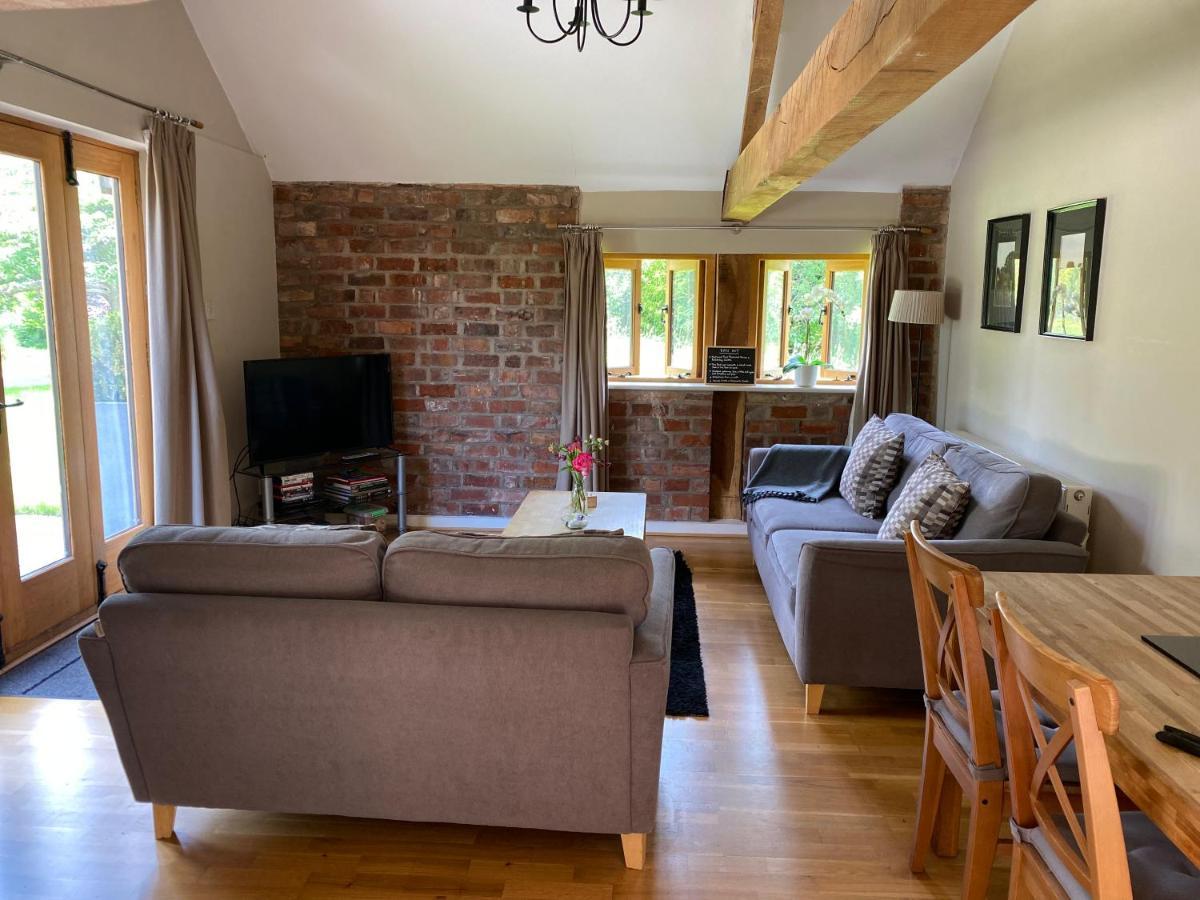Hidden Cottages Two Lovely 1 Bed Cottages In Peaceful Surroundings, 1 With Log Burner Henley-in-Arden Экстерьер фото